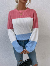 Load image into Gallery viewer, Color Block Round Neck Sweater