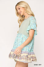 Load image into Gallery viewer, Floral Print Top | Mixed Ruffle Top With Back Keyhole