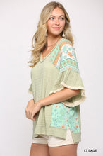 Load image into Gallery viewer, Hi Low Top | Texture Knit And Print Mixed Blouse