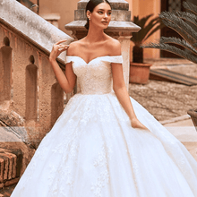 Load image into Gallery viewer, Ball Gown Wedding Dress-Sweetheart Lace Up Bridal Gown | Wedding Dresses