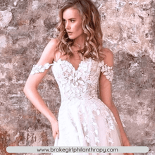 Load image into Gallery viewer, Mermaid Wedding Dress-Lace Applique Wedding Dress | Wedding Dresses