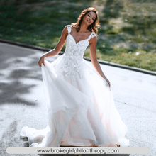 Load image into Gallery viewer, Lace Beach Wedding Dress-Simple Sweetheart Wedding Dress | Wedding Dresses