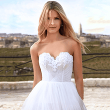 Load image into Gallery viewer, Beach Wedding Dress-Strapless Sweetheart Wedding Dress | Wedding Dresses