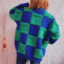 Load image into Gallery viewer, Checkered Long Sleeve Sweater