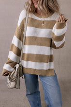 Load image into Gallery viewer, Color Block Round Neck Sweater