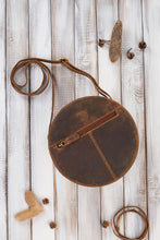 Load image into Gallery viewer, Italian Made Vintage Leather Handbag