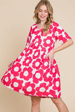 Load image into Gallery viewer, Floral Print Dress | Flower Print Ruched Dress