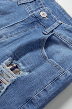 Load image into Gallery viewer, Casual Floral Patchwork Rolled Hem Denim Shorts
