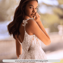 Load image into Gallery viewer, Vintage Lace Wedding Dress-Sweetheart Appliques Vintage Wedding Dress | Wedding Dresses
