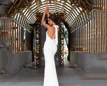 Load image into Gallery viewer, Mermaid Wedding Dress-Halter Neck Bridal Gown | Wedding Dresses
