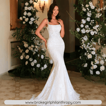 Load image into Gallery viewer, Mermaid Wedding Dress-Luxury Wedding Dress with Detachable Train | Wedding Dresses

