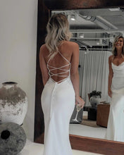 Load image into Gallery viewer, Mermaid Wedding Dress-Beach Wedding Gown | Wedding Dresses
