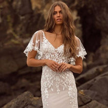 Load image into Gallery viewer, Mermaid Wedding Dress-Vintage Lace Wedding Dress | Detachable Sleeves | Wedding Dresses
