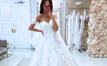 Load image into Gallery viewer, Vintage Wedding Dress-Lace Backless Princess Wedding Dress | Wedding Dresses
