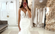 Load image into Gallery viewer, Mermaid Wedding Dress-Lace Beach Wedding Dress | Wedding Dresses

