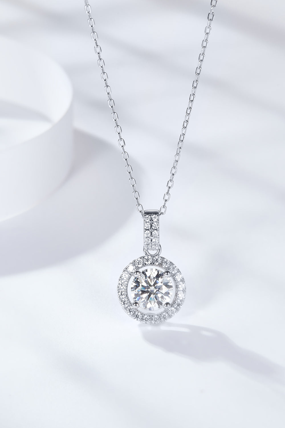Moissanite Pendant Necklace-2 Carat Moissanite Round Pendant Necklace | moissanite necklace