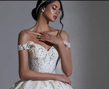 Load image into Gallery viewer, Sweetheart Wedding Dress-Beaded Beach Bridal Gown | 0
