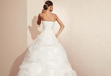 Load image into Gallery viewer, Strapless Wedding Dress-A-Line Lace-Up Wedding Dress | Wedding Dresses
