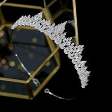 Load image into Gallery viewer, Princess Wedding Tiara-Wedding Tiara-Princess Hair Crown-Hair Jewelry | 0
